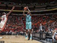 夏洛特黄蜂今晚战术微调，志在CBA季后赛名次提升，目标明确，训练强度明显提升的简单介绍-爱游戏体育网站